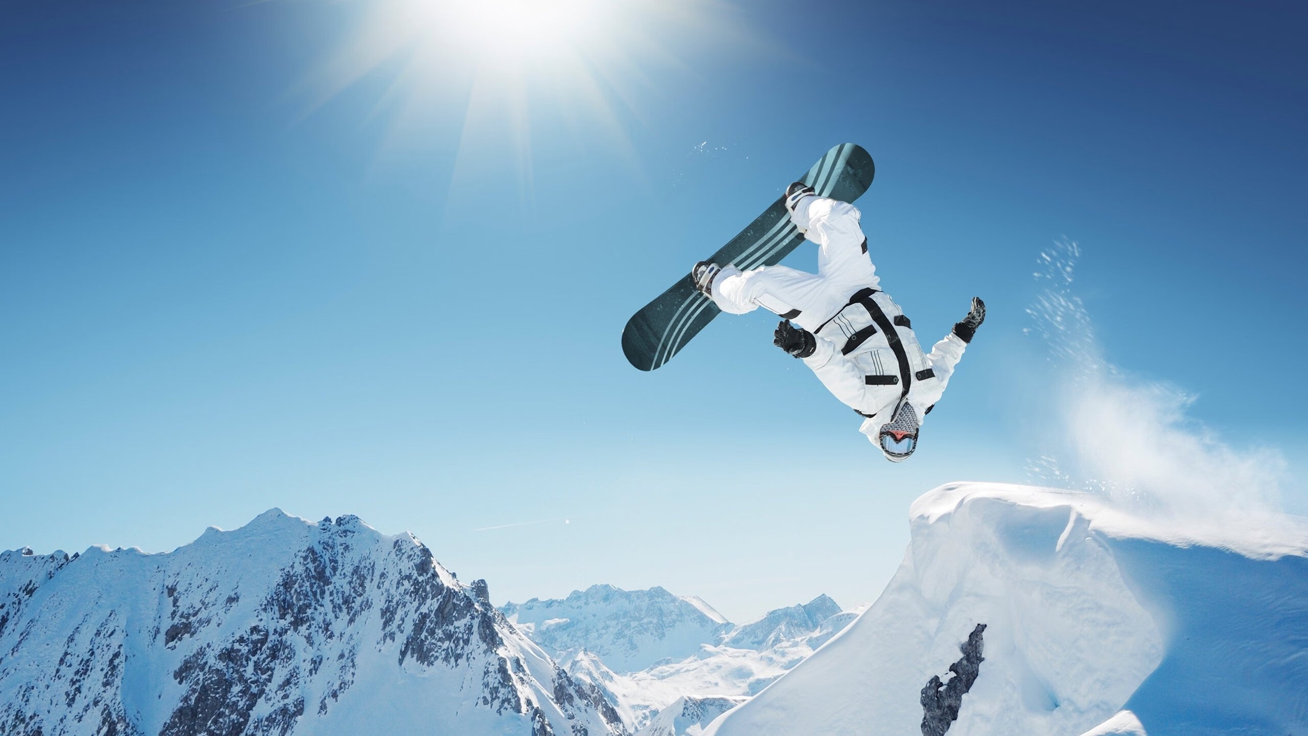 未来足球场馆内建智慧空气净化系统,营养健康环境,室内足球场建设